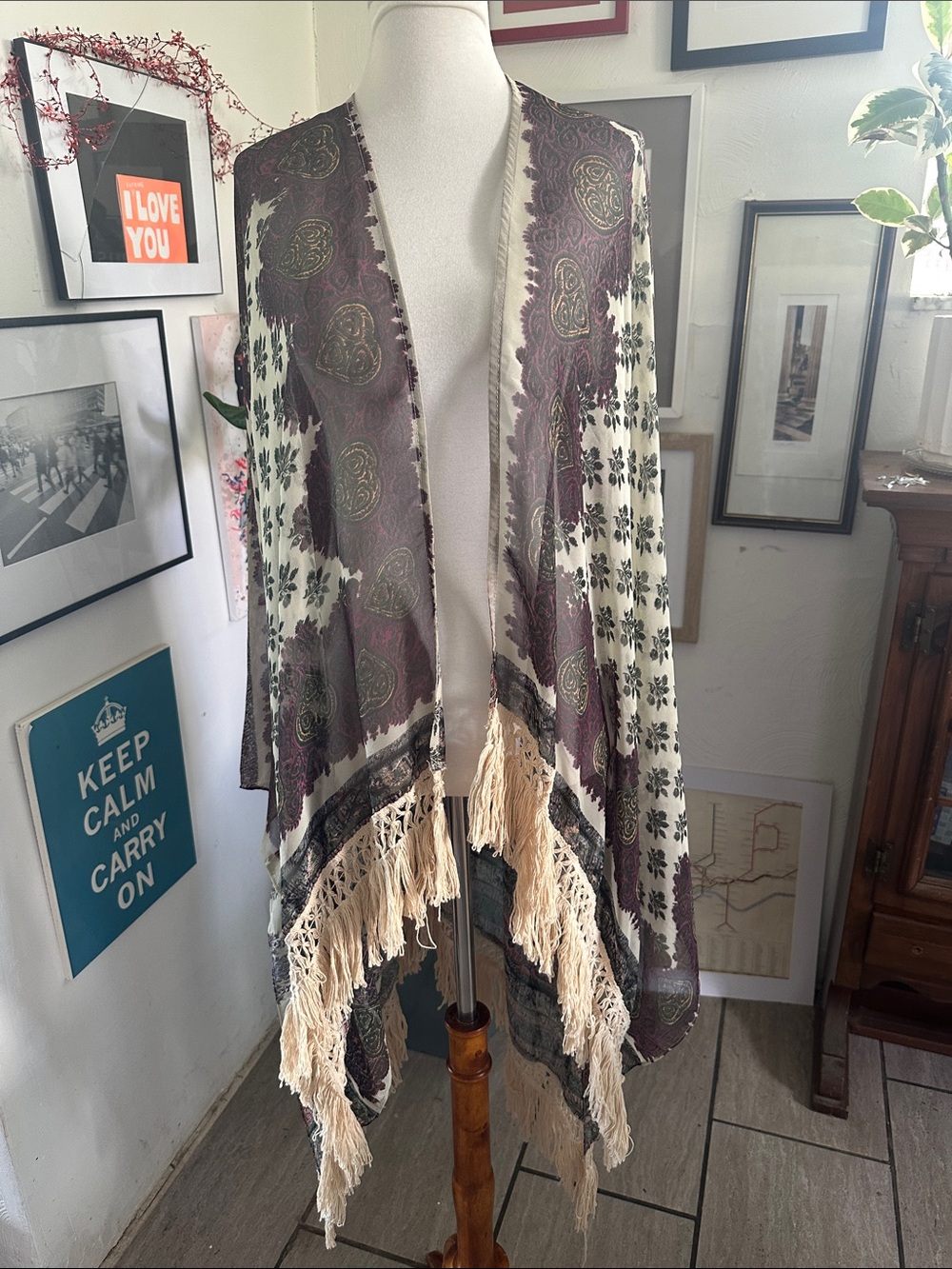 Entro Bohemian Fringe Kimono Cardigan in Cream and Plum